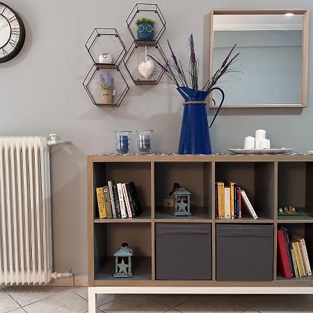 Cozy Apartment Near The City Center And Beaches Atenas Exterior foto