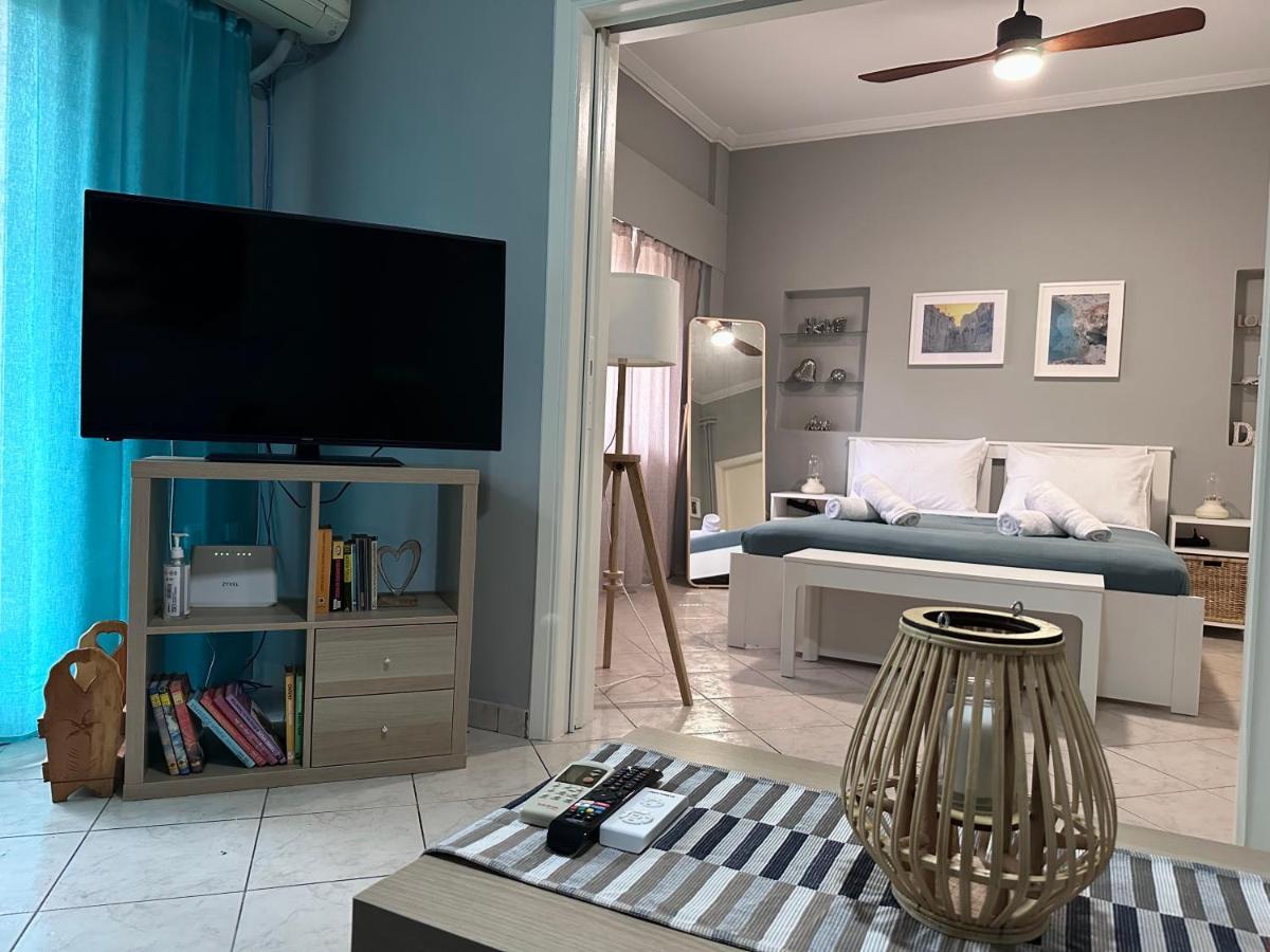 Cozy Apartment Near The City Center And Beaches Atenas Exterior foto
